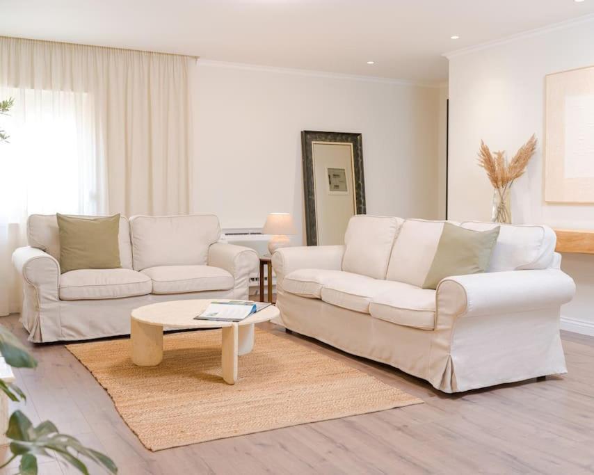 Anna'S Blloku Apartment Tiranë Luaran gambar